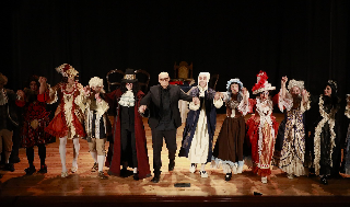 San Benedetto - "Il malato immaginario" inaugura con successo la stagione teatrale Aifas 2025
